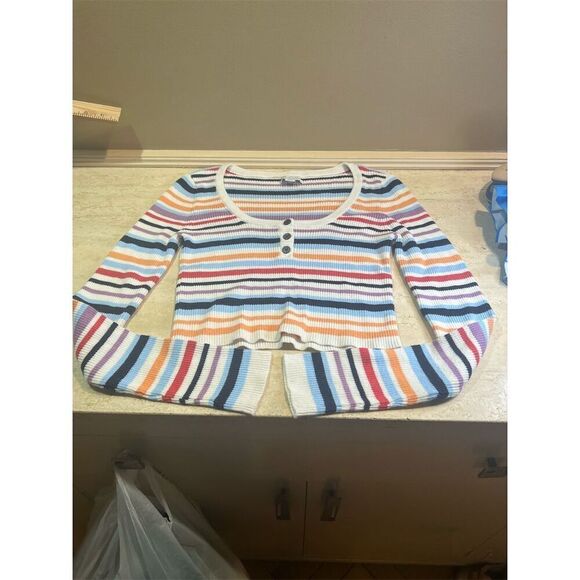 American Eagle Women's Striped Knit Cropped Henley Top Long Sleeve Size M - Picture 2 of 5